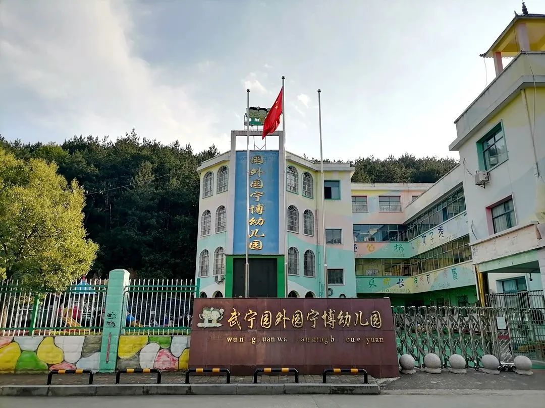 138bb5f6469d17f6b37121573d78db08.jpg 138bb5f6469d17f6b37121573d78db08.jpg