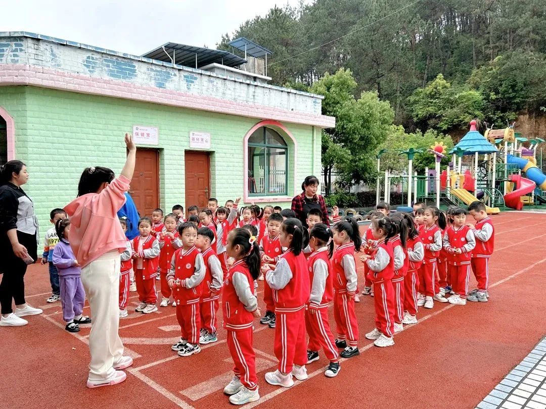 a0f6060de19c0e45f7e494eb4f700a82.jpg a0f6060de19c0e45f7e494eb4f700a82.jpg